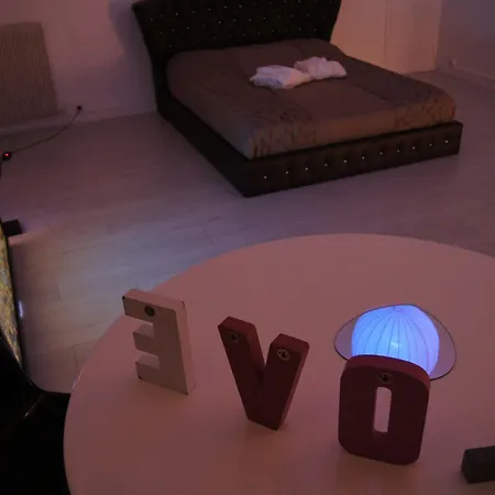Zen Apartment